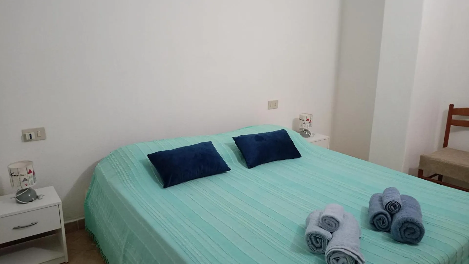 San Teodoro Graziosa Casa Vacanza Con Parcheggio Privato